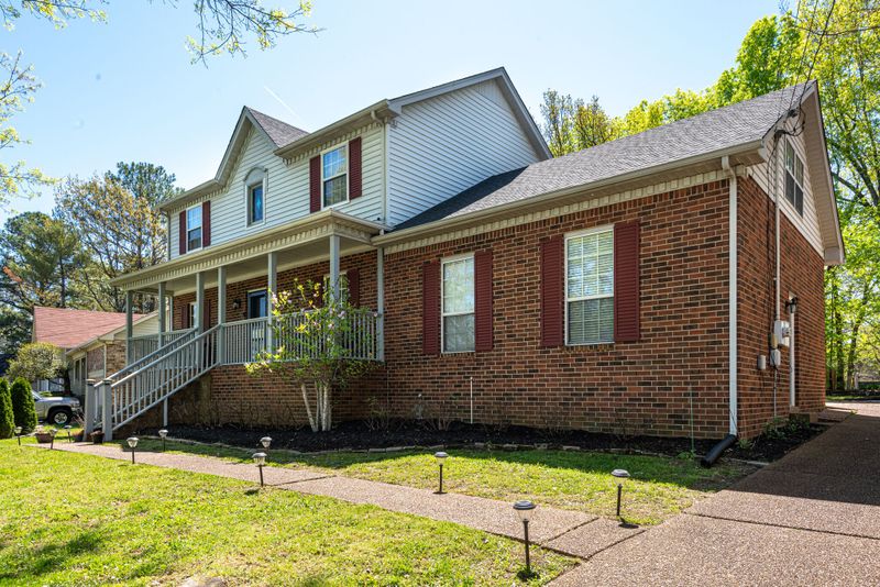 916 Kalvesta Ct, Antioch, TN 37013