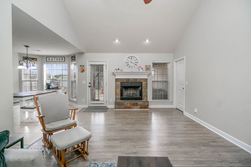 1389 Lone Oak Rd, Mount Juliet, TN 37122