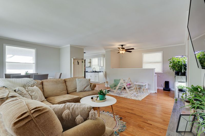 719 S Dickerson Rd, Goodlettsville, TN 37072