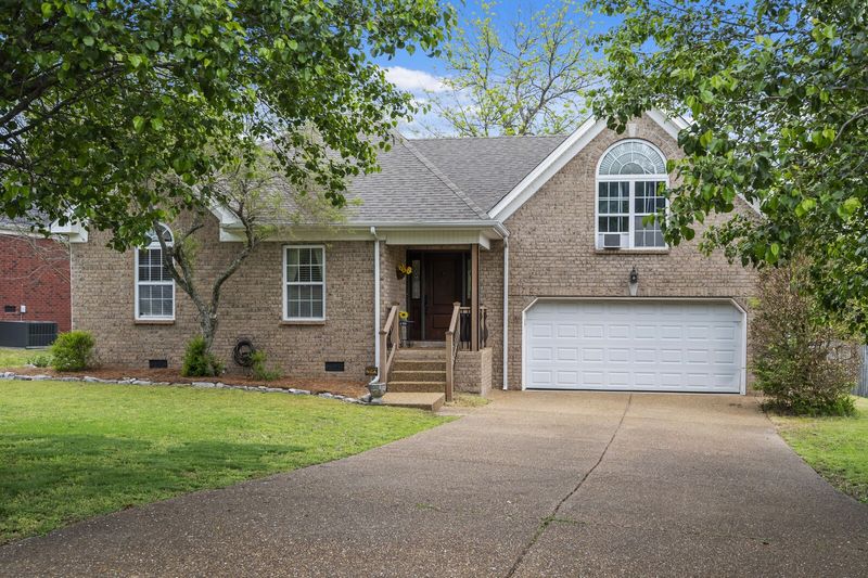 437 Parrish Hill, Mount Juliet, TN 37122