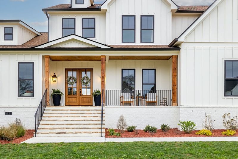 1703 Swansons Ridge Dr, Franklin, TN 37064