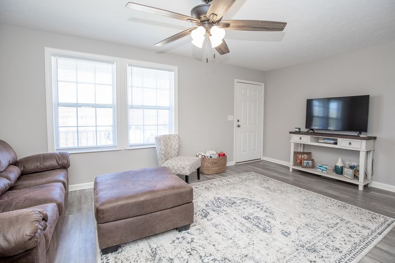 416 Parkside Cir, Lebanon, TN 37087