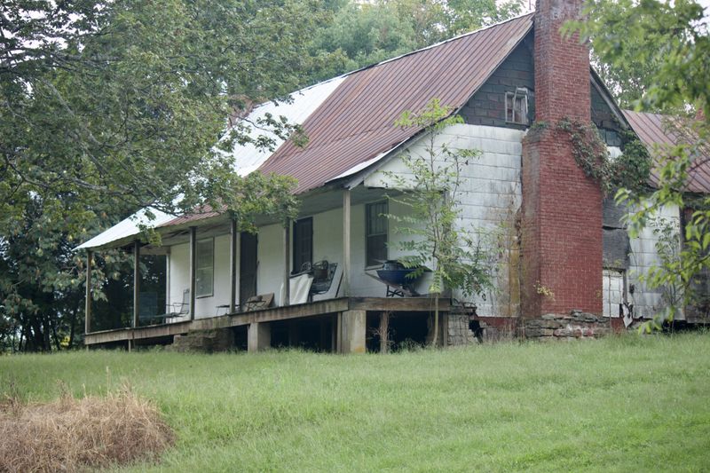 7489 Ben Garrison Rd, White House, TN 37188