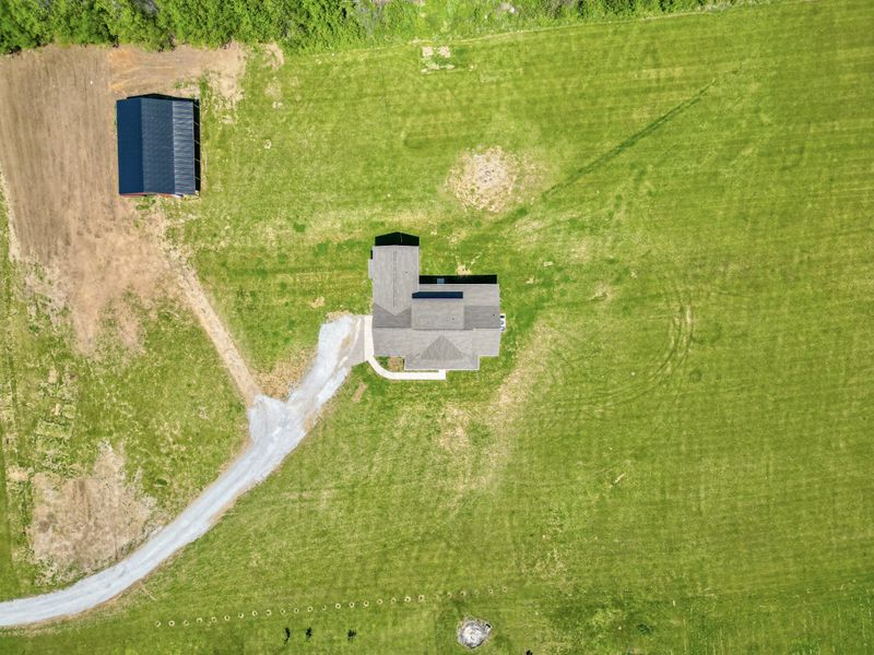 136 Stanfill Dr, Columbia, TN 38401