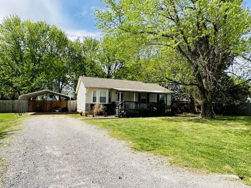 7047 Curve Ct, Murfreesboro, TN 37129