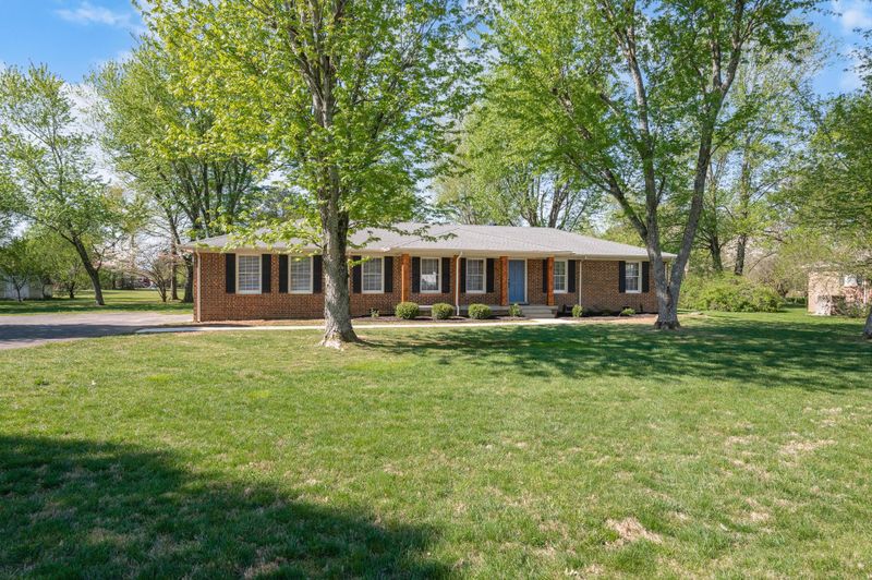 251 Meadow Ln, Murfreesboro, TN 37128