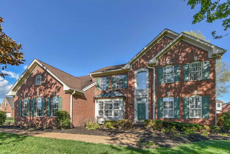 106 Center Point Ct, Hendersonville, TN 37075