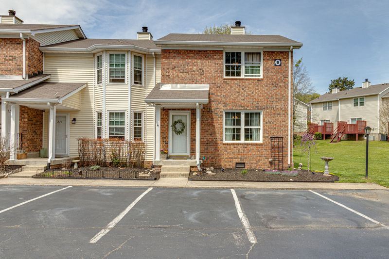 211 Timberway Dr, Nashville, TN 37214