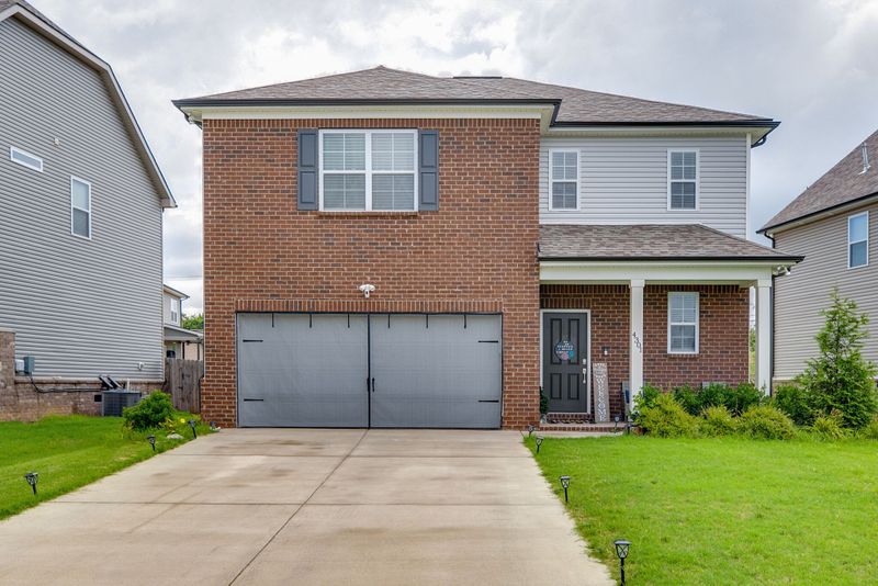 4301 Fieldcrest Dr, Murfreesboro, TN 37128
