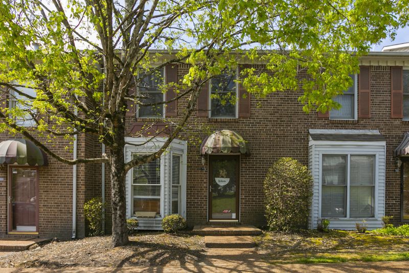 503 Williamsburg Dr, Nashville, TN 37214