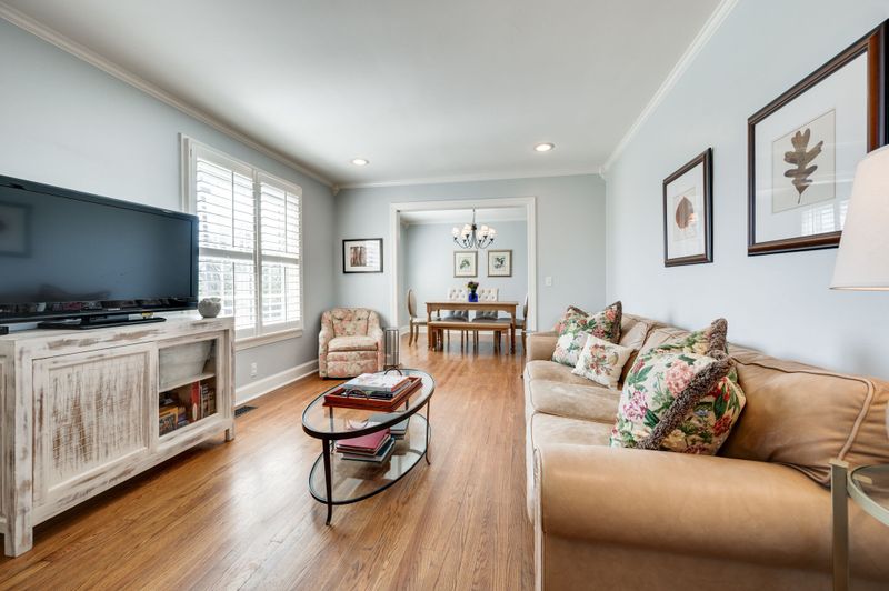 848 Russleo Dr, Nashville, TN 37209
