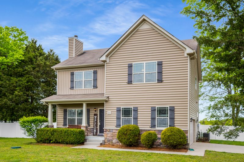 509 Creekpoint Ln, Murfreesboro, TN 37129