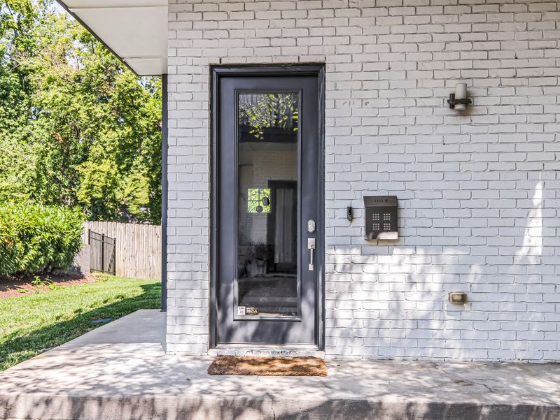 2111B 10th Ave S, Nashville, TN 37204