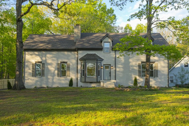 2026 Sanford Dr, Mount Juliet, TN 37122