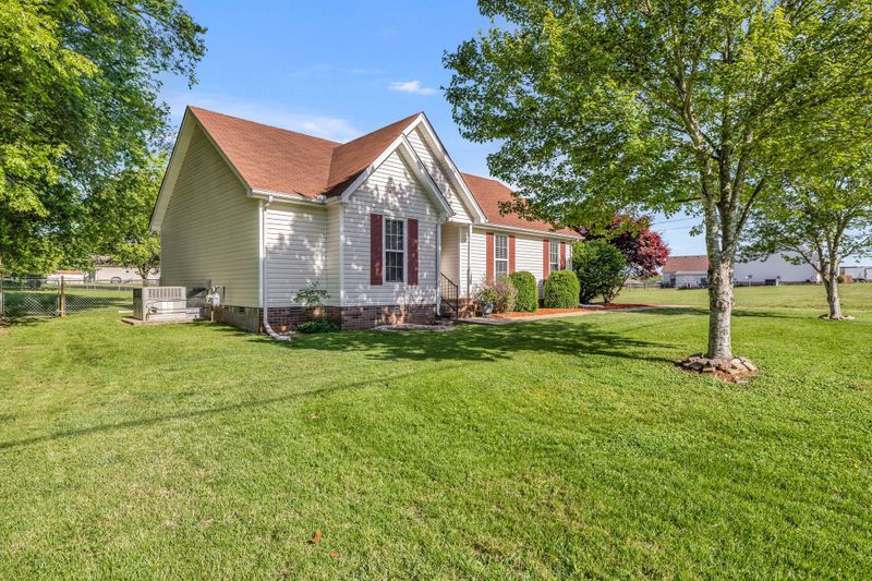 112 Pebble Brook Dr, Murfreesboro, TN 37127