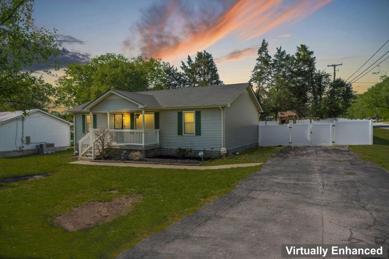151 Centennial Dr, La Vergne, TN 37086