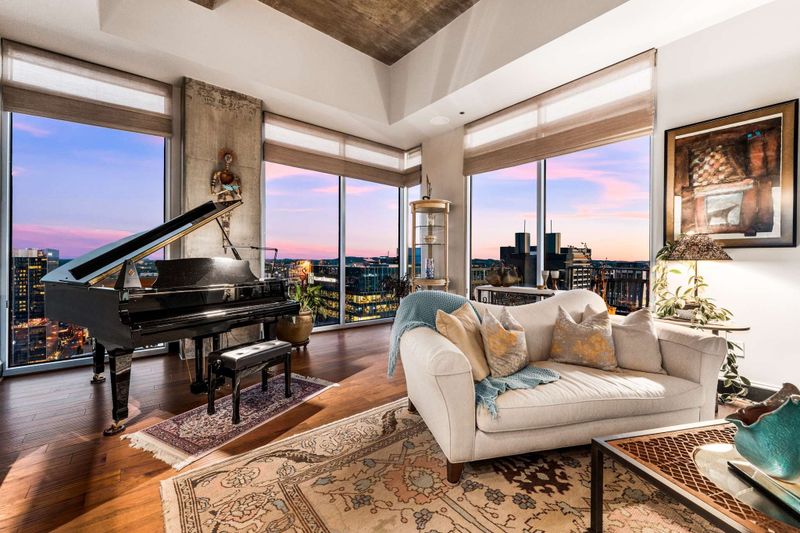 415 Church St #3014, Nashville, TN 37219