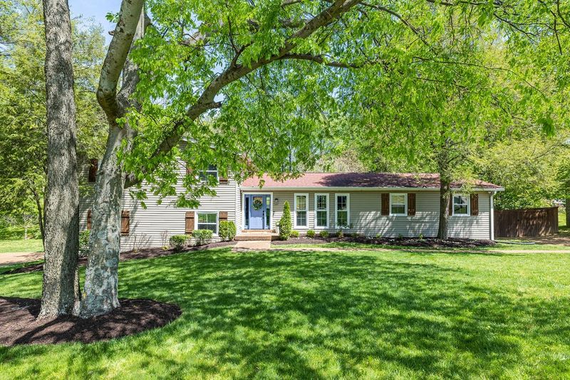 5324 Trousdale Dr, Nashville, TN 37220