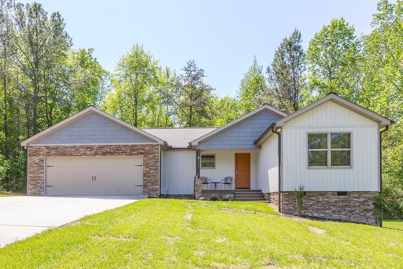 114 Willow Rn, Tunnel Hill, GA 30755
