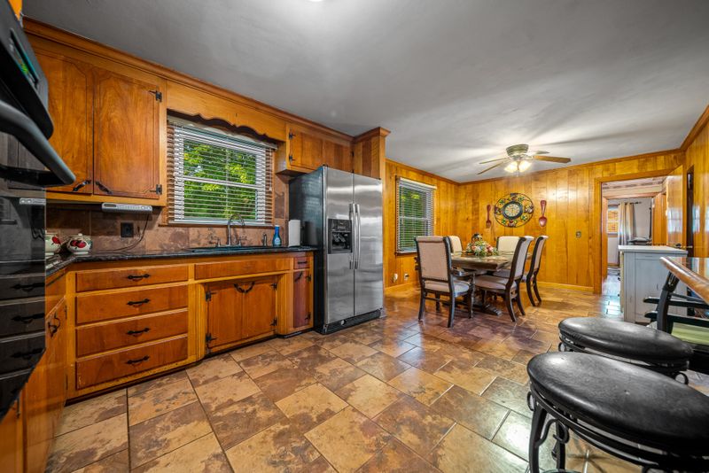 408 Bonnawood Dr, Hermitage, TN 37076