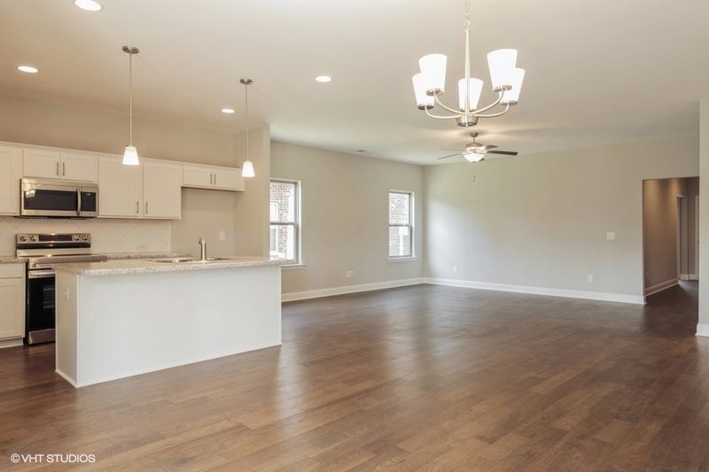 120 Crabourne Dr, White House, TN 37188