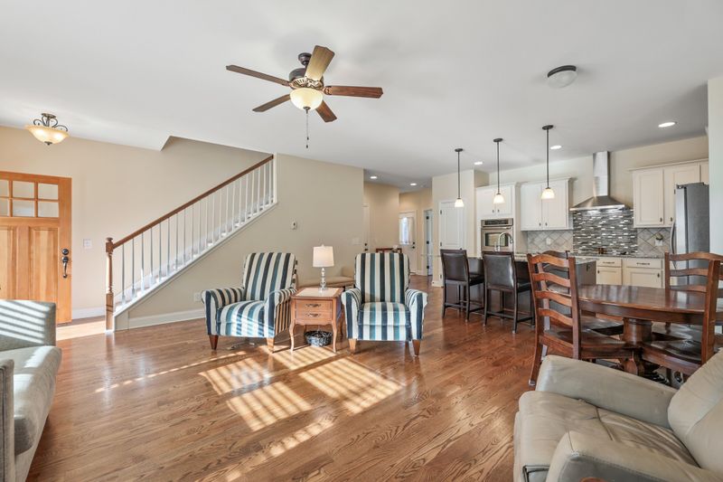 1460 Bern Dr, Spring Hill, TN 37174