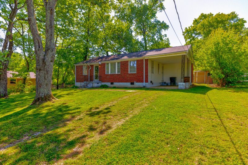 4909 Madeline Dr, Nashville, TN 37211