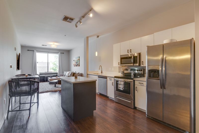 1900 12th Ave S #305, Nashville, TN 37203