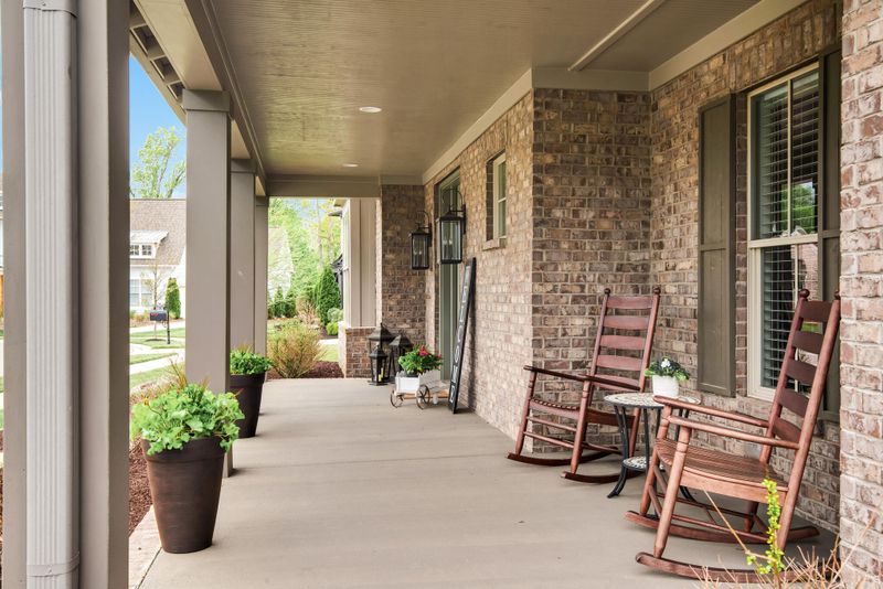 2010 Memorial Dr, Franklin, TN 37064