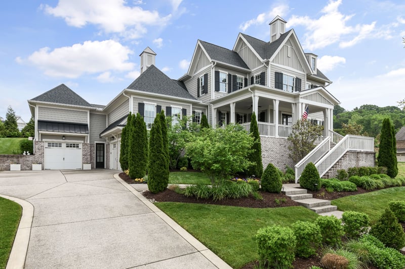 8420 Heirloom Blvd, College Grove, TN 37046