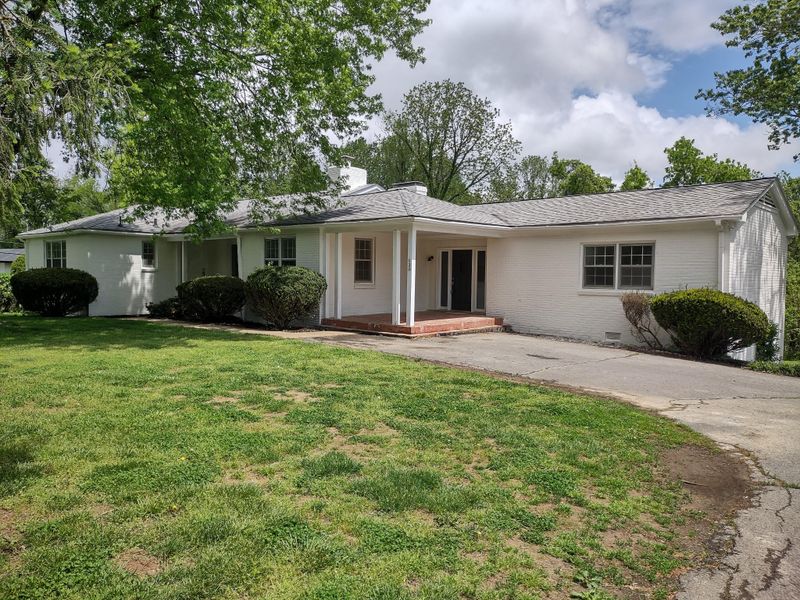 130 N Sequoia Dr, Springfield, TN 37172