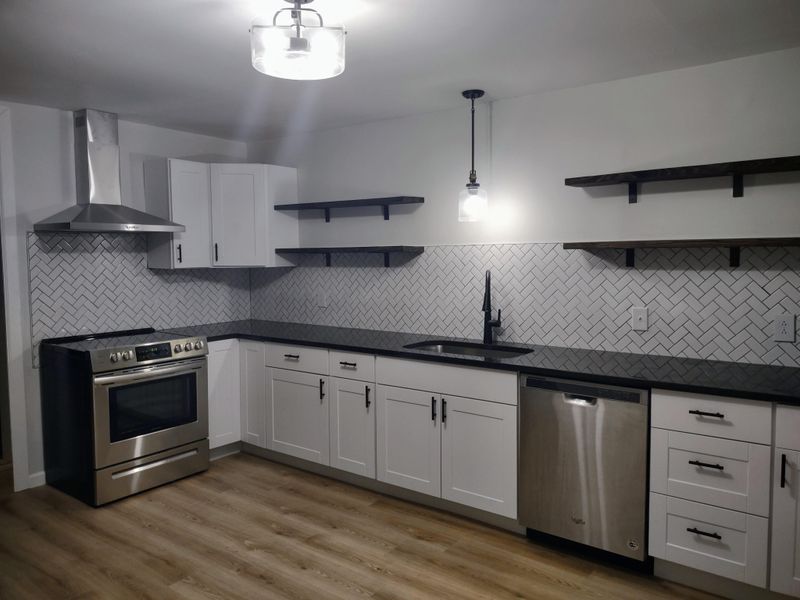 130 N Sequoia Dr, Springfield, TN 37172