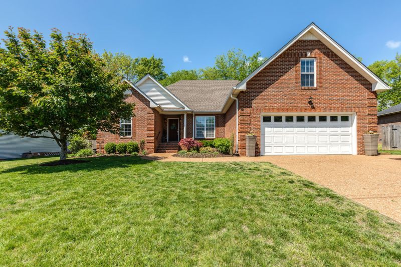 163 Abbey Rd, Gallatin, TN 37066