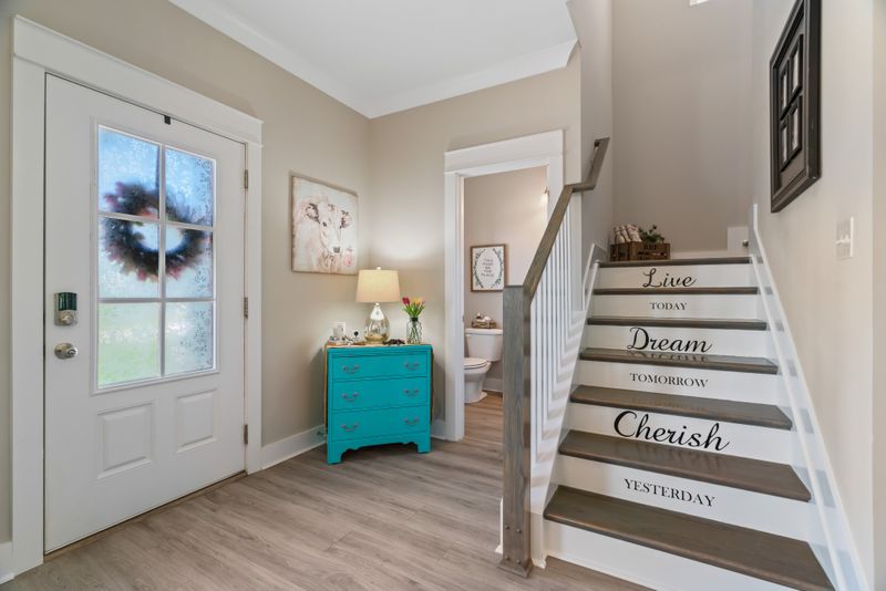 1311 Batbriar Rd, Murfreesboro, TN 37128