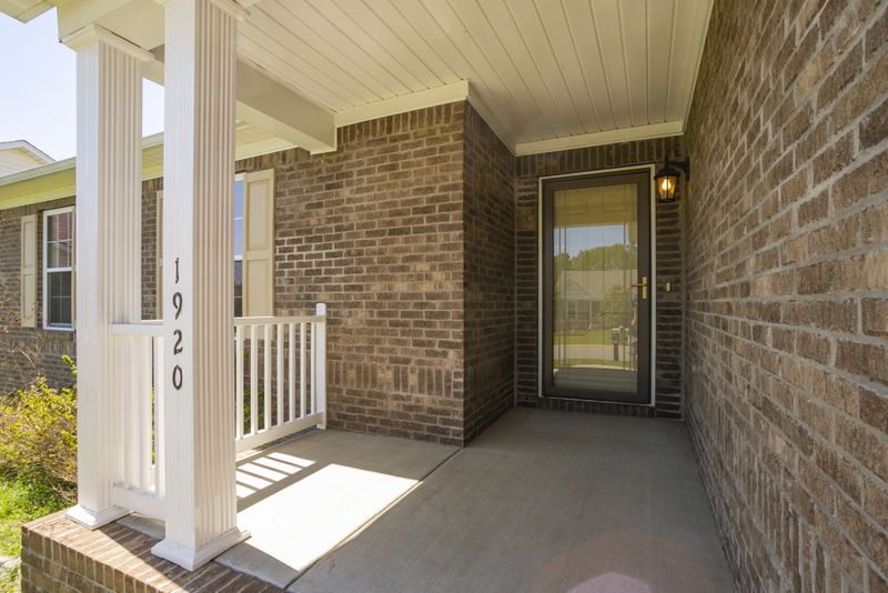 1920 Susan Rd, Columbia, TN 38401