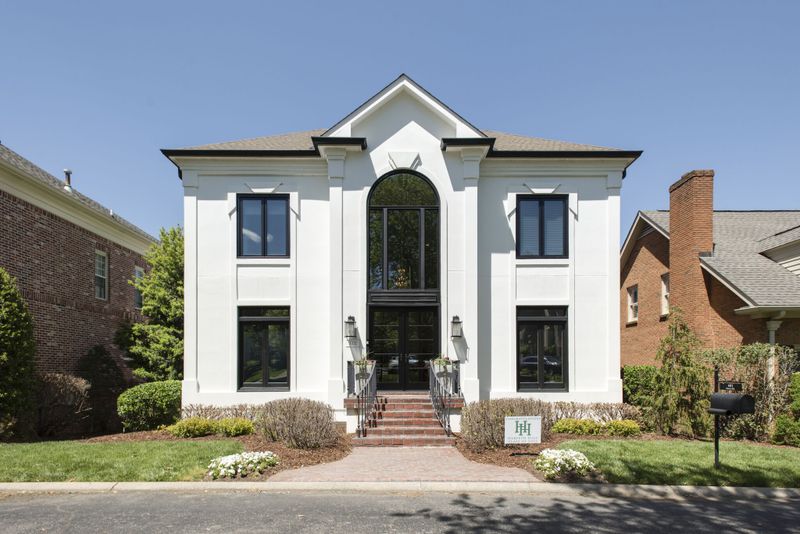 601 Green Pk, Nashville, TN 37215