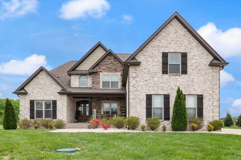 1514 Augusta Dr, Christiana, TN 37037