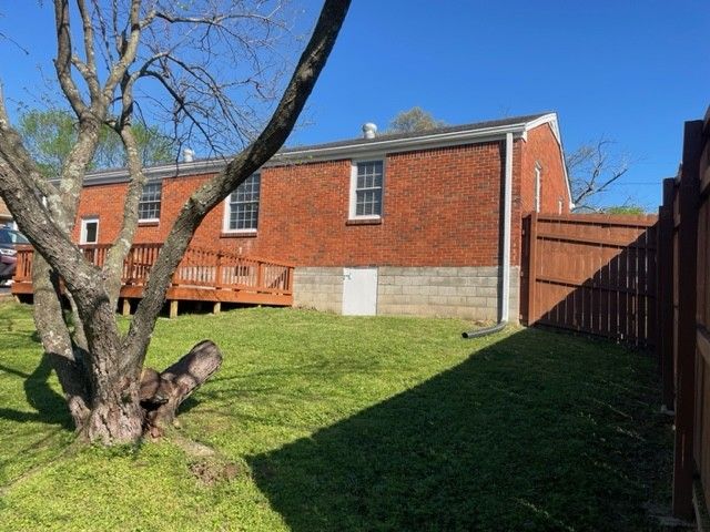360 Brewer Dr, Nashville, TN 37211