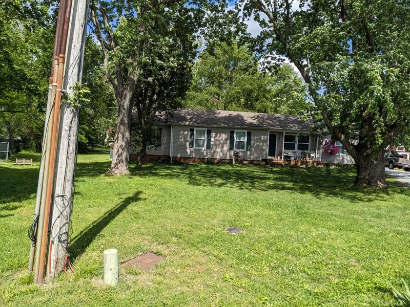 546 Campfire Dr, Murfreesboro, TN 37129