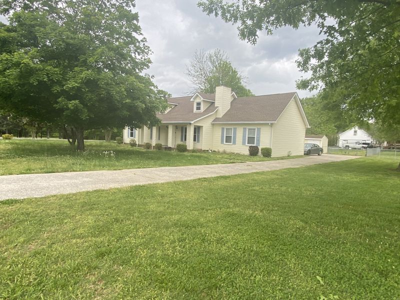 4858 Spring Cove Dr, Murfreesboro, TN 37128