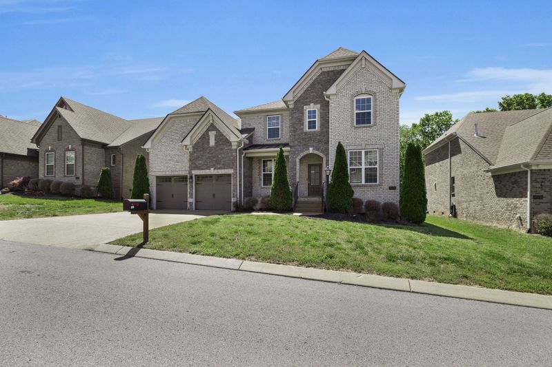 424 Warren Hill Dr, Mount Juliet, TN 37122