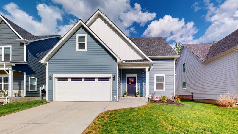 4208 Stark St, Murfreesboro, TN 37129