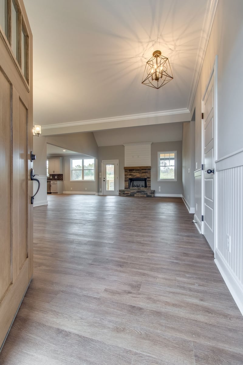 10 Van Ln, Brush Creek, TN 38547