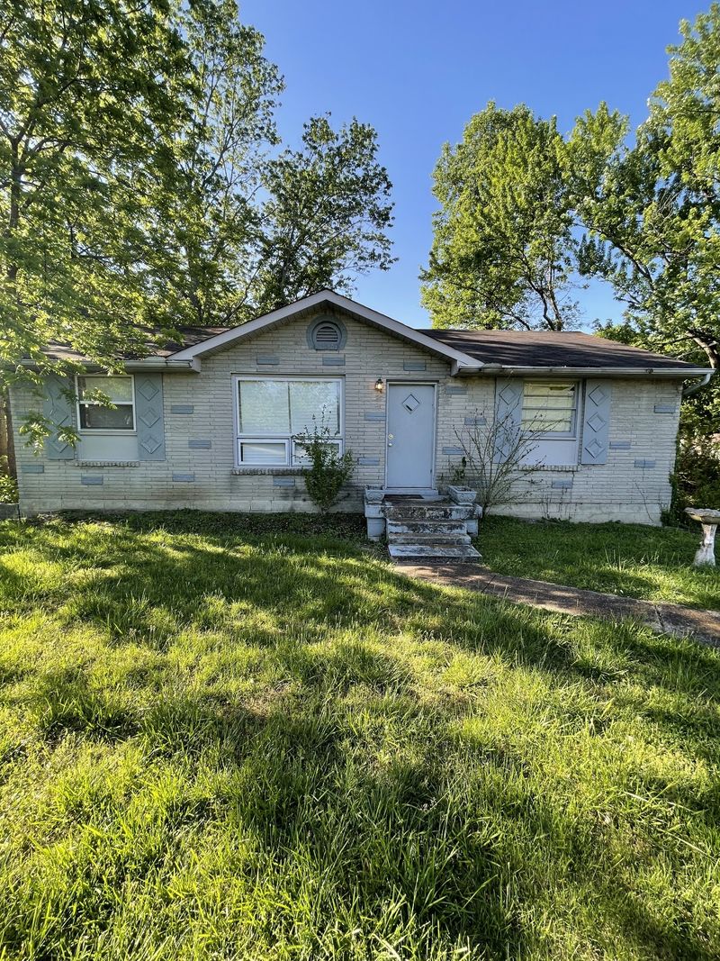 217 Willow Ln, Nashville, TN 37211