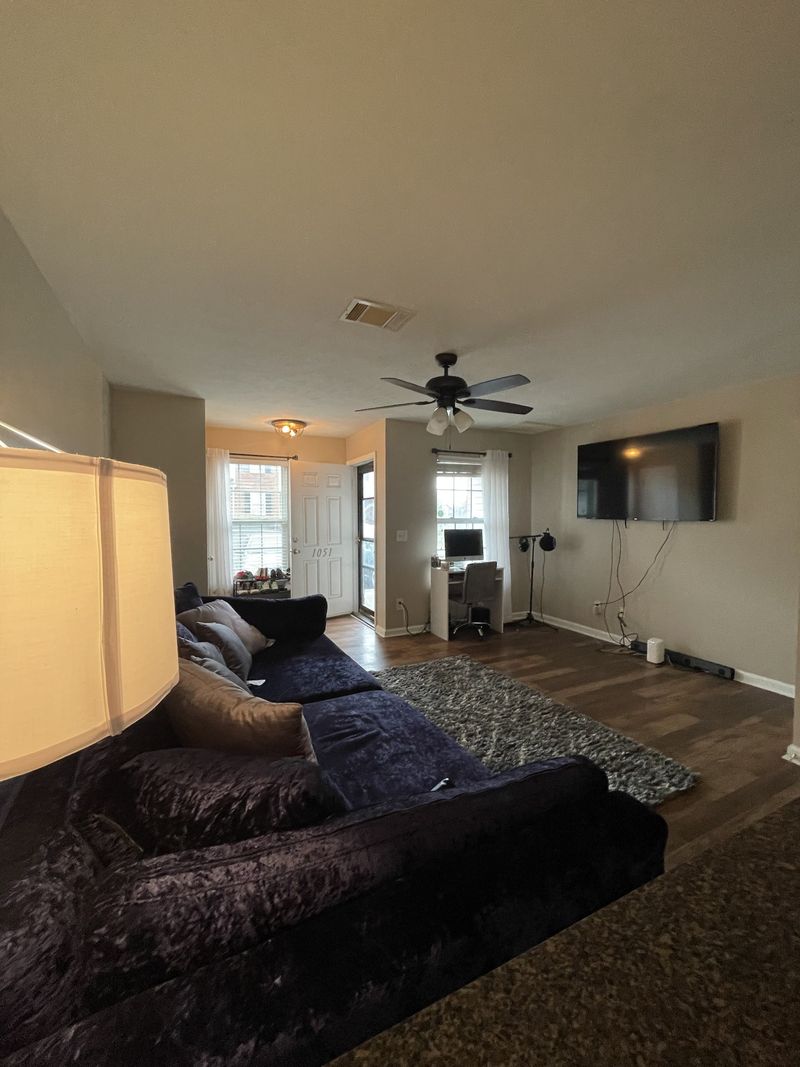 1051 Arlene Dr, La Vergne, TN 37086