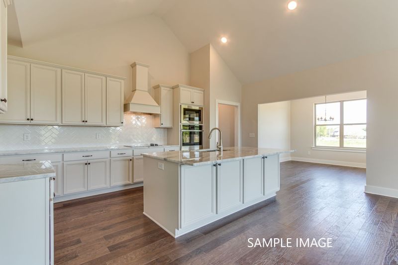 2416 Beaver Dr, Murfreesboro, TN 37128