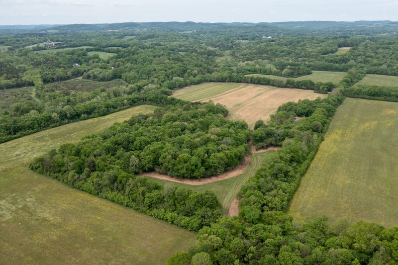 0 New Lewisburg Hwy, Columbia, TN 38401