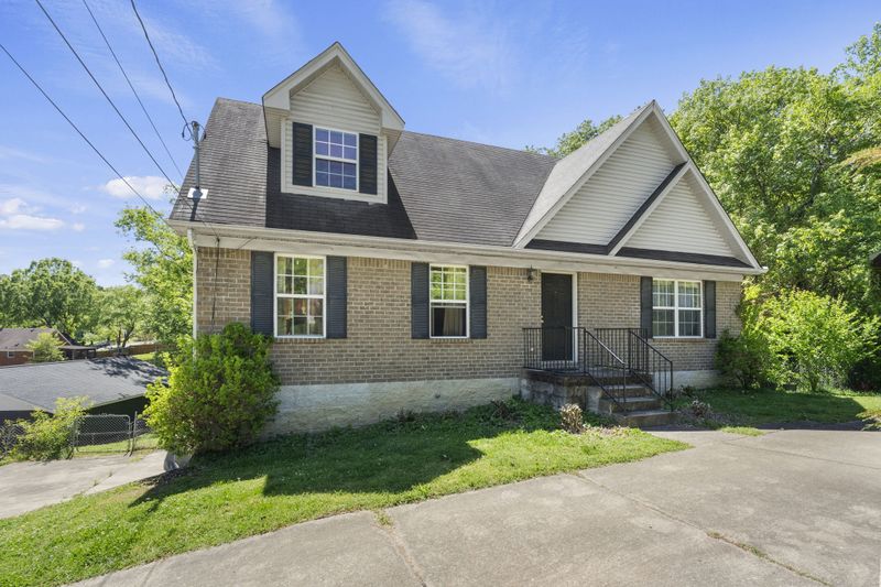 89 Vaden Dr NE, Nashville, TN 37211