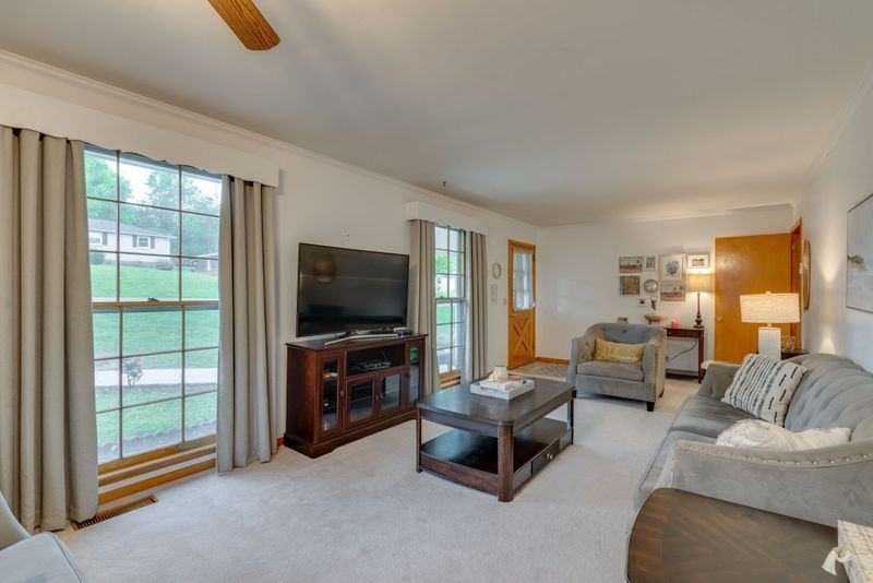 520 River Rouge Dr, Nashville, TN 37209