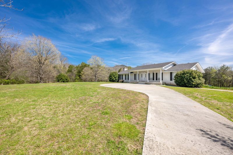 590 Dugan Loop, Trenton, GA 30752